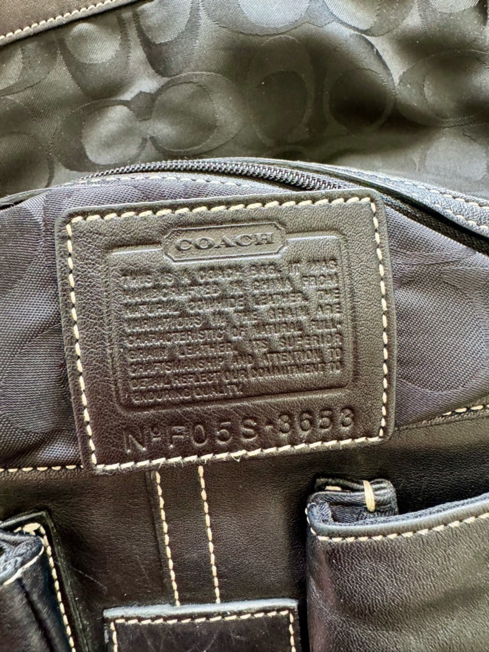 Coach Soho Black Leather Flap Shoulder Bag Buckle Detail Classic 0658 EUC - Picture 7 of 10